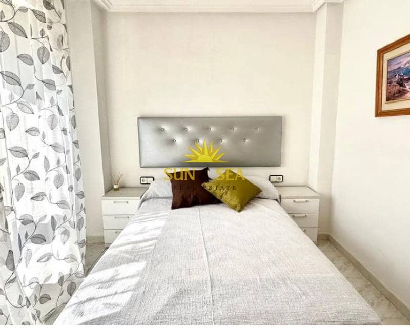 2 bedroom Apartment for sale in Torrevieja - € 150,000 (Ref: 9420516)