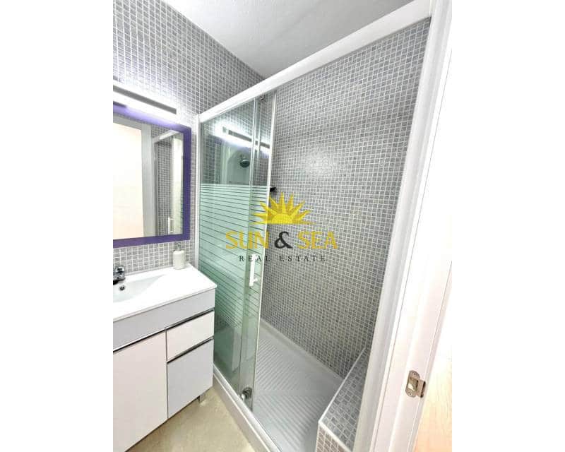 2 quarto Apartamento para arrendar em Orihuela Costa com piscina garagem - 900 € (Ref: 9421702)