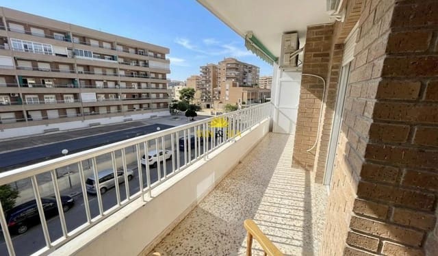 2 Zimmer Apartment zu vermieten in Punta Prima, Orihuela mit Pool Garage - 900 € (Ref: 9421702)