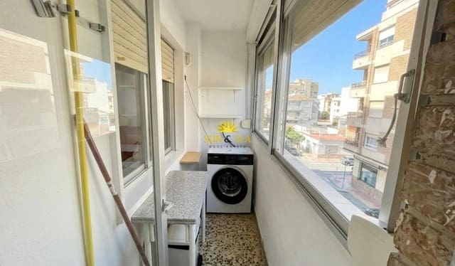 2 Zimmer Apartment zu vermieten in Punta Prima, Orihuela mit Pool Garage - 900 € (Ref: 9421702)