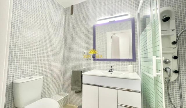 2 Zimmer Apartment zu vermieten in Punta Prima, Orihuela mit Pool Garage - 900 € (Ref: 9421702)