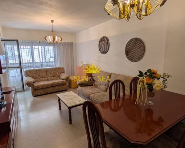 Appartement de 2 chambres à louer à Zona Pueblo, Guardamar del Segura avec garage - 700 € (Ref: 9421703)