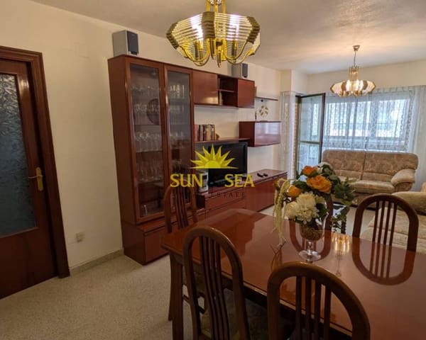 Appartement de 2 chambres à louer à Zona Pueblo, Guardamar del Segura avec garage - 700 € (Ref: 9421703)