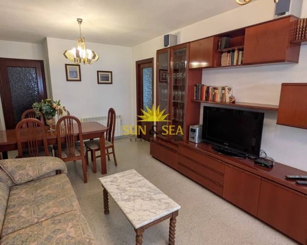 Appartement de 2 chambres à louer à Zona Pueblo, Guardamar del Segura avec garage - 700 € (Ref: 9421703)