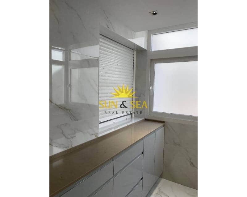 3 makuuhuone Huoneisto vuokrattavana paikassa Alcantarilla - 900 € (Ref: 9421705)