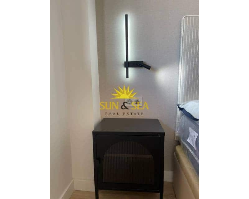 3 makuuhuone Huoneisto vuokrattavana paikassa Alcantarilla - 900 € (Ref: 9421705)