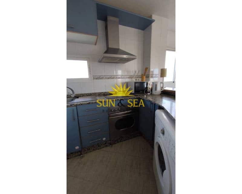 Appartement de 2 chambres à louer à Playa Honda avec piscine - 650 € (Ref: 9421708)