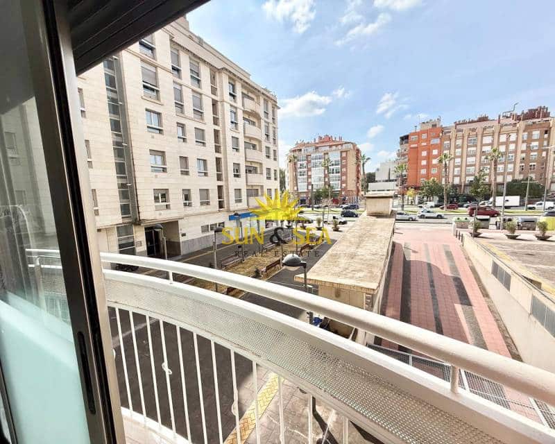 1 Zimmer Apartment zu vermieten in Murcia Stadt mit Garage - 750 € (Ref: 9426615)