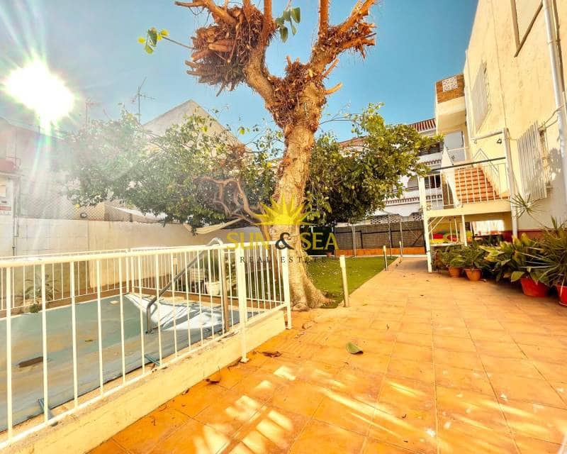 14 makuuhuone Huvila myytävänä paikassa San Pedro del Pinatar - 1 300 000 € (Ref: 9427571)