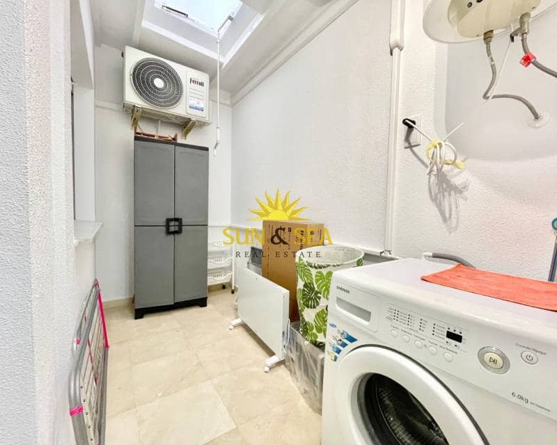 3 sovrum Lägenhet att hyra i Torrevieja - 1 300 € (Ref: 9428712)