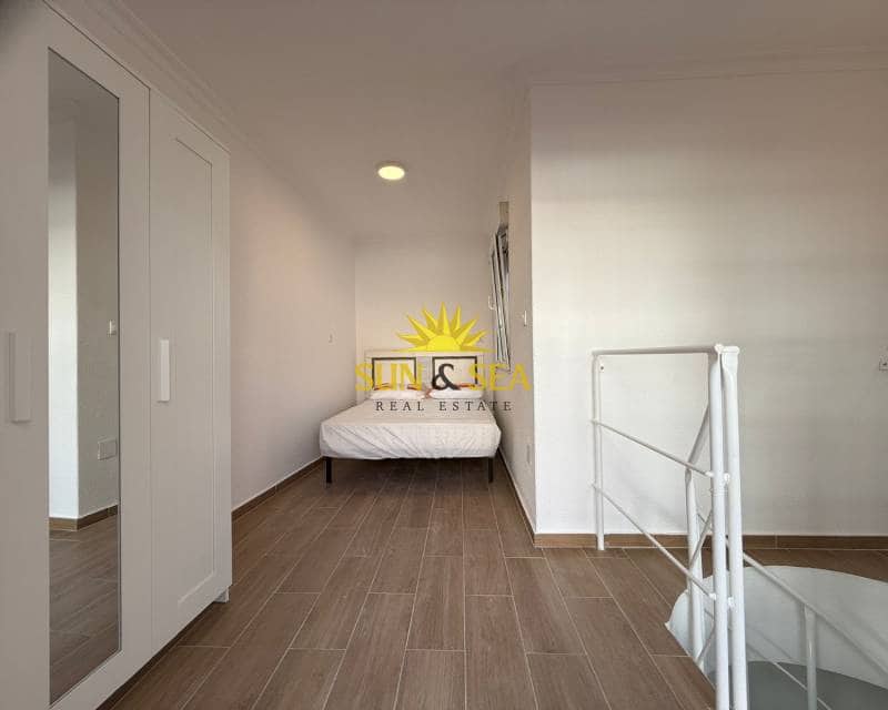 1 bedroom Apartment for rent in Torrevieja - € 700 (Ref: 9431288)