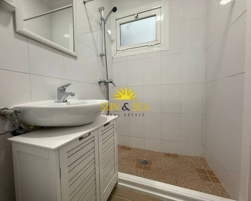 1 bedroom Apartment for rent in Torrevieja - € 700 (Ref: 9431288)