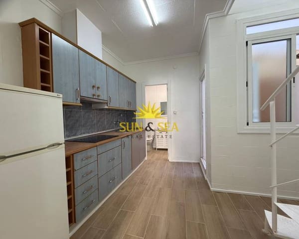 1 bedroom Apartment for rent in Centro, Torrevieja - € 700 (Ref: 9431288)