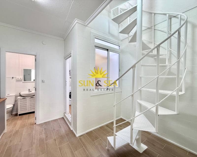 1 quarto Apartamento para arrendar em Torrevieja - 700 € (Ref: 9431288)