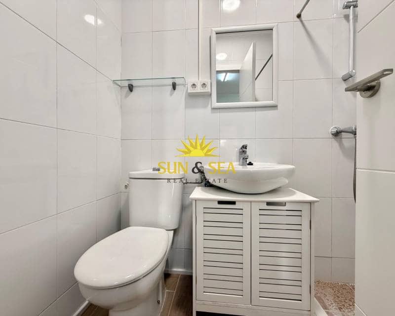 1 quarto Apartamento para arrendar em Torrevieja - 700 € (Ref: 9431288)