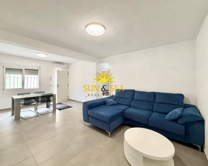 3 bedroom Villa for rent in Los Balcones with garage - € 1,900 (Ref: 9432079)