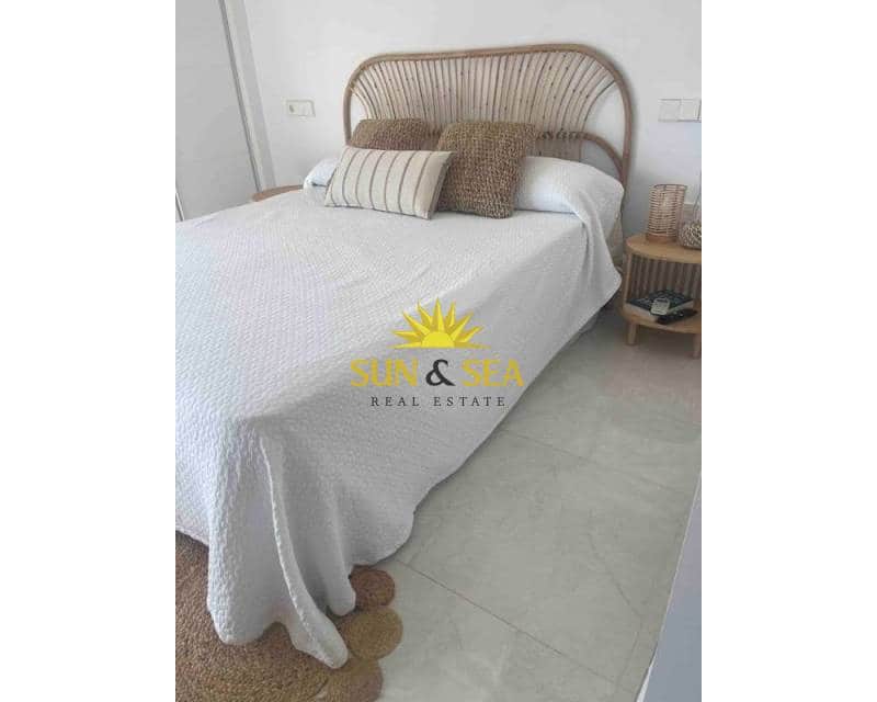 2 bedroom Apartment for rent in Jacarilla with pool garage - € 650 (Ref: 9432082)