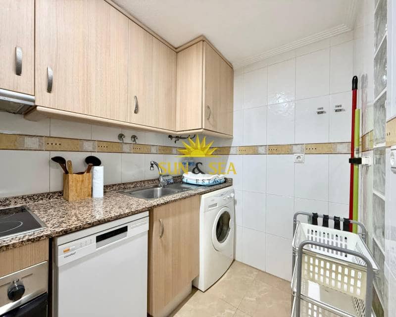2 Zimmer Apartment zu vermieten in Guardamar del Segura mit Garage - 850 € (Ref: 9432452)