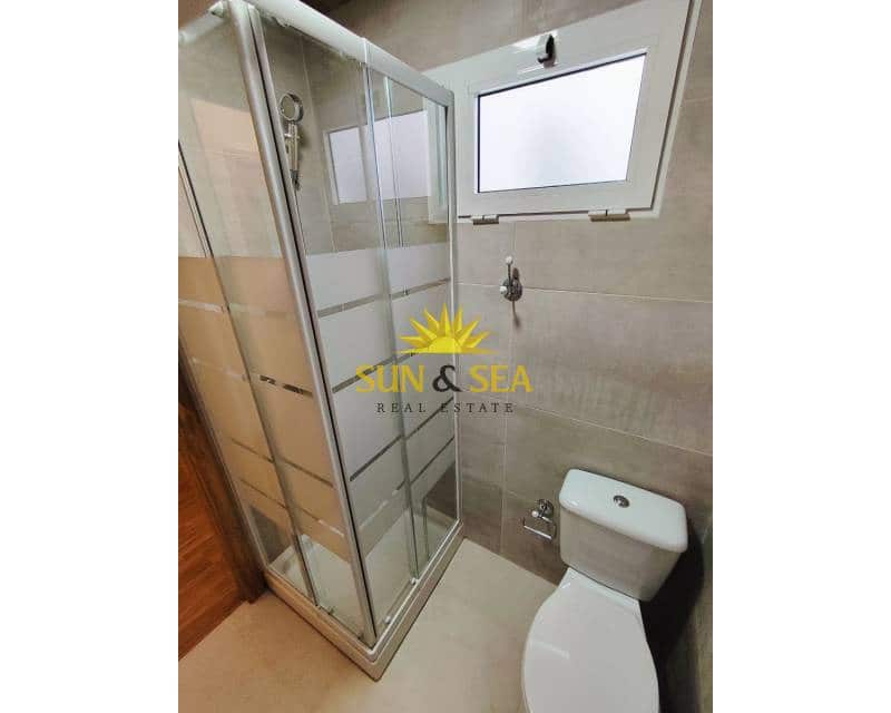 Appartement de 1 chambre à louer à Santa Pola - 900 € (Ref: 9432582)