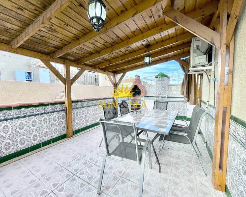 4 sypialnia Apartament do wynajęcia w Torrevieja z basenem - 970 € (Ref: 9432737)