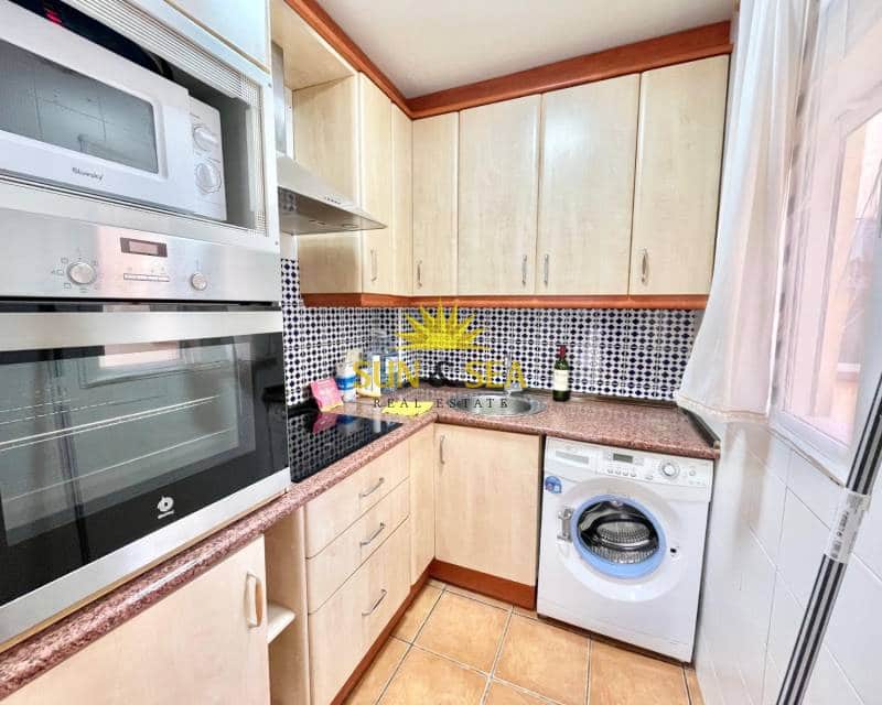 4 sypialnia Apartament do wynajęcia w Torrevieja z basenem - 970 € (Ref: 9432737)