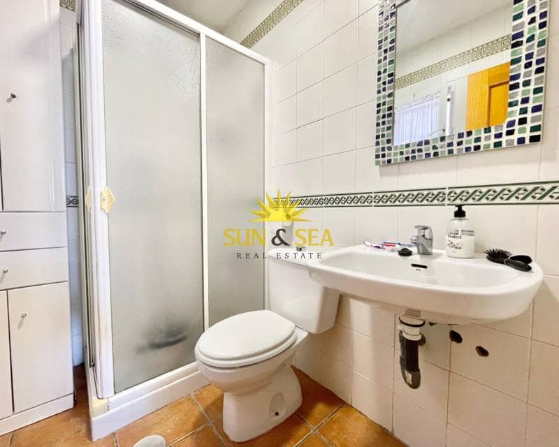 4 sypialnia Apartament do wynajęcia w Torrevieja z basenem - 970 € (Ref: 9432737)