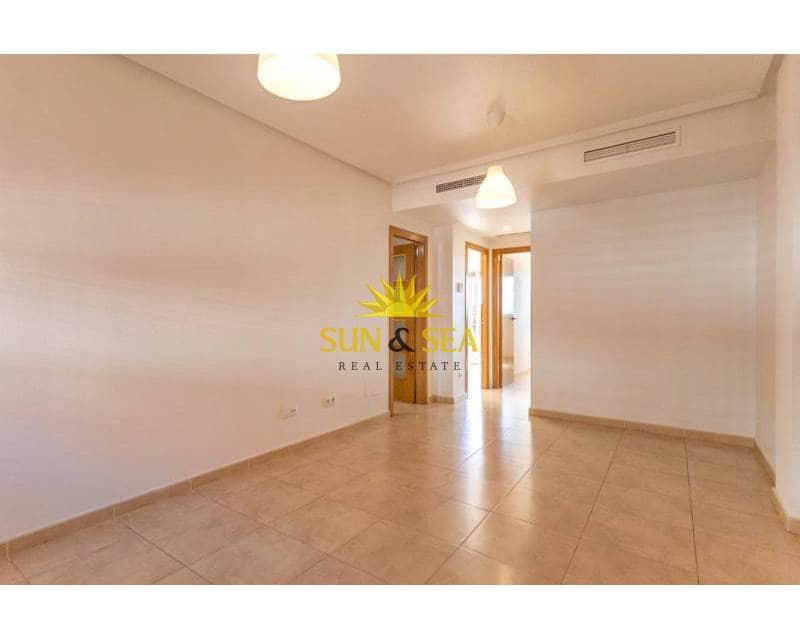 Appartement de 2 chambres à louer à Orihuela avec garage - 700 € (Ref: 9433429)
