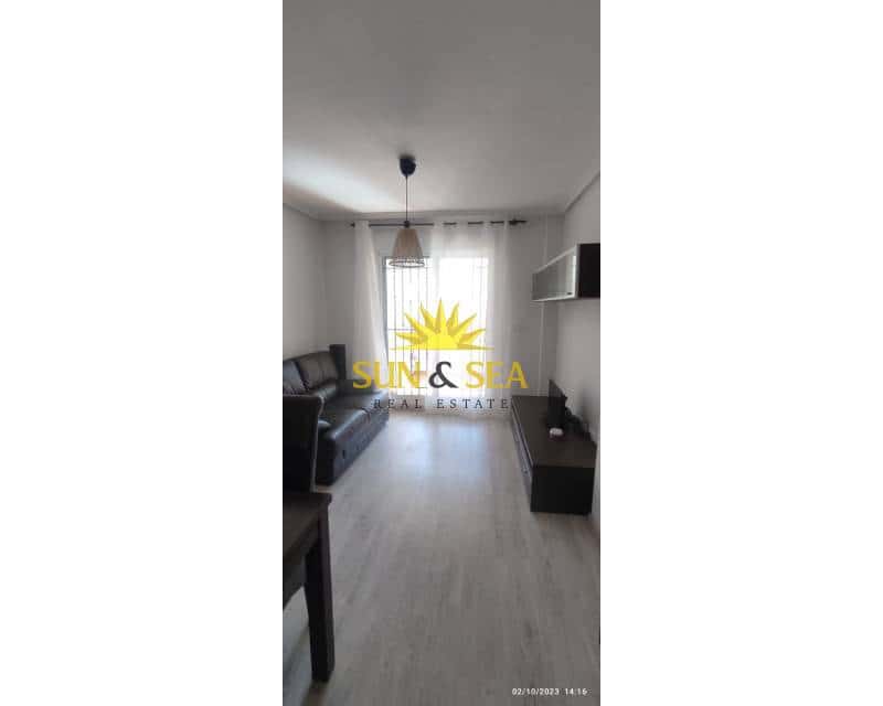 2 bedroom Apartment for rent in La Union with pool garage - € 650 (Ref: 9436275)