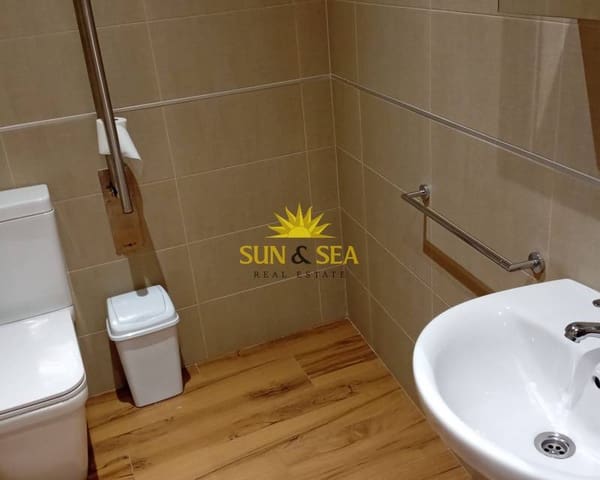 2 soveværelse Erhverv til leje i Cox - € 350 (Ref: 9436483)