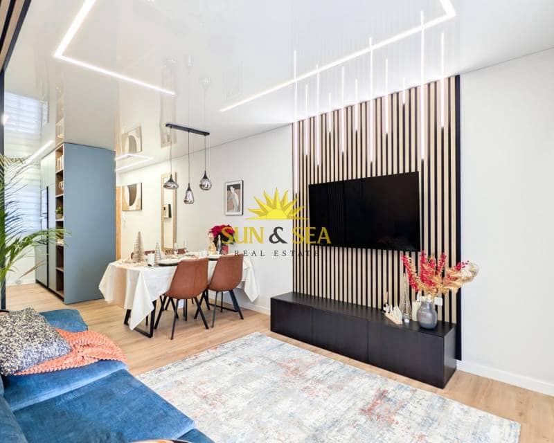 2 makuuhuone Huoneisto myytävänä paikassa Torrevieja - 174 800 € (Ref: 9438716)