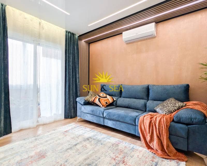 2 makuuhuone Huoneisto myytävänä paikassa Torrevieja - 174 800 € (Ref: 9438716)