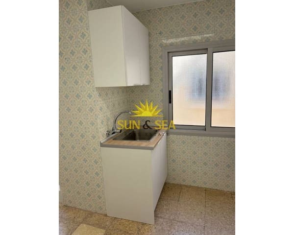 3 bedroom Apartment for rent in Cartagena Ciudad, Cartagena - € 700 (Ref: 9438823)