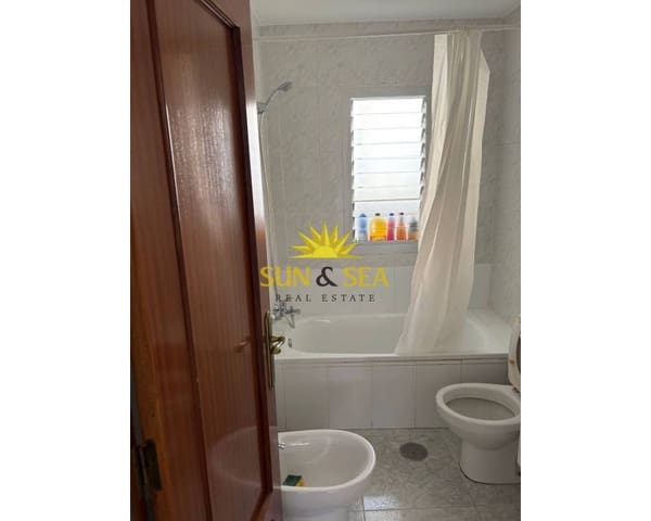 3 bedroom Apartment for rent in Cartagena Ciudad, Cartagena - € 700 (Ref: 9438823)