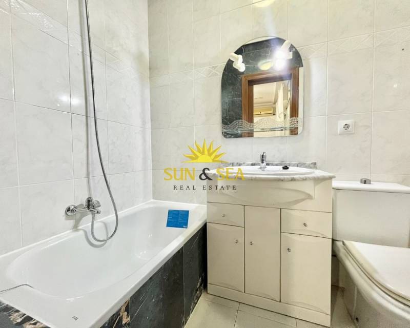 2 soverom Leilighet til leie i Santomera med garasje - € 700 (Ref: 9438954)