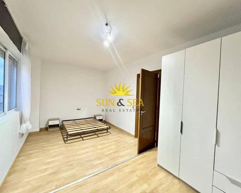 2 soverom Leilighet til leie i Santomera med garasje - € 700 (Ref: 9438954)