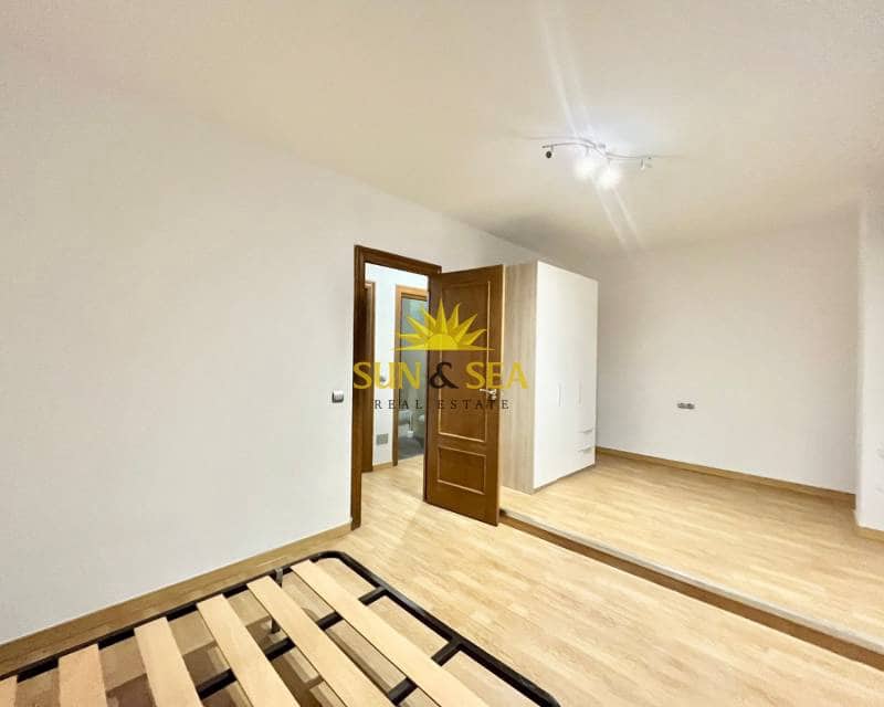 2 soverom Leilighet til leie i Santomera med garasje - € 700 (Ref: 9438954)