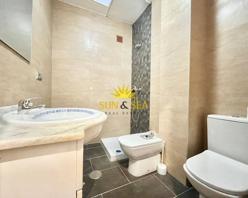 2 soverom Leilighet til leie i Santomera med garasje - € 700 (Ref: 9438954)