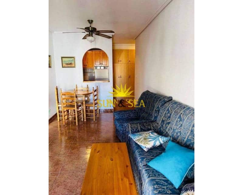 2 sovrum Lägenhet till salu i Torrevieja - 125 000 € (Ref: 9438956)