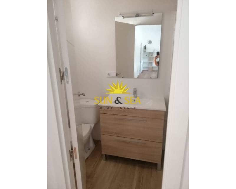 Bungalow de 2 chambres à louer à Elche / Elx avec piscine - 850 € (Ref: 9445441)