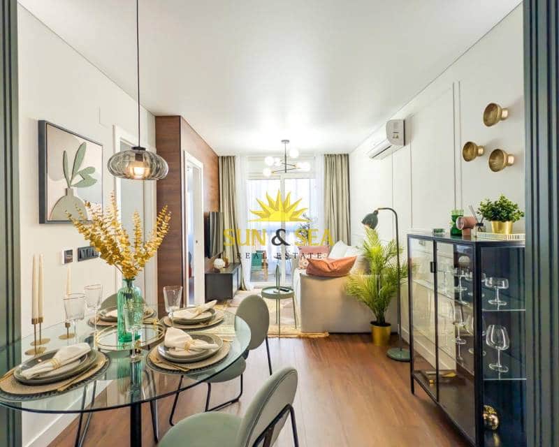 2 makuuhuone Huoneisto myytävänä paikassa Torrevieja - 169 900 € (Ref: 9447041)