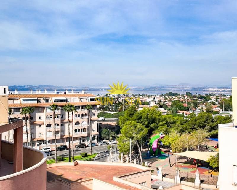 2 makuuhuone Huoneisto myytävänä paikassa Torrevieja - 169 900 € (Ref: 9447041)