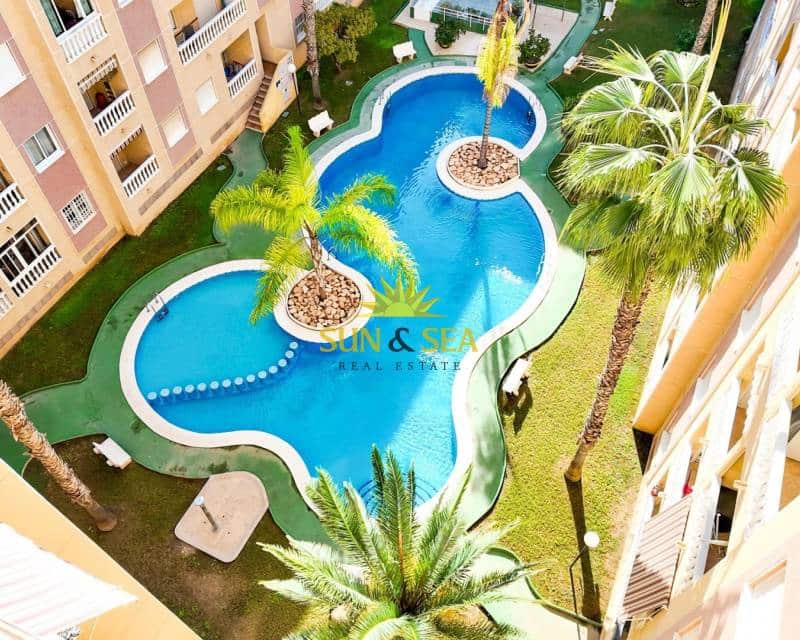 2 makuuhuone Huoneisto myytävänä paikassa Torrevieja - 169 900 € (Ref: 9447041)