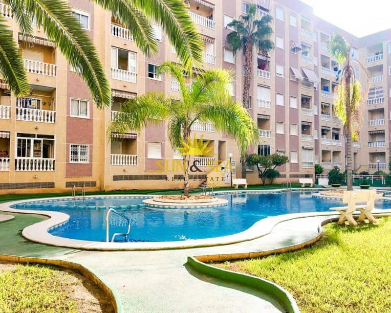 2 makuuhuone Huoneisto myytävänä paikassa Torrevieja - 169 900 € (Ref: 9447041)