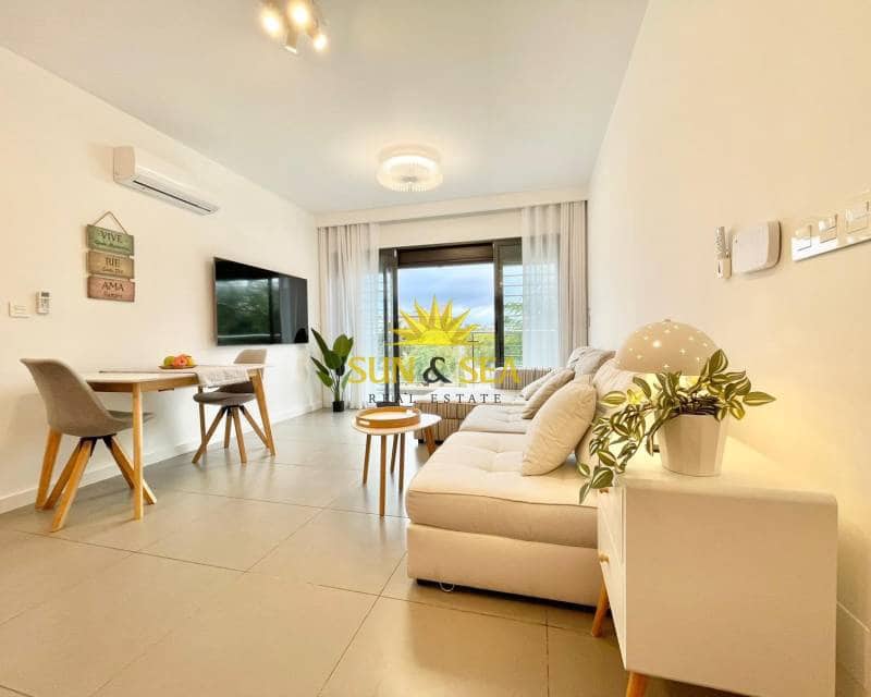 2 quarto Apartamento para arrendar em Pilar de la Horadada com piscina - 1 200 € (Ref: 9447199)