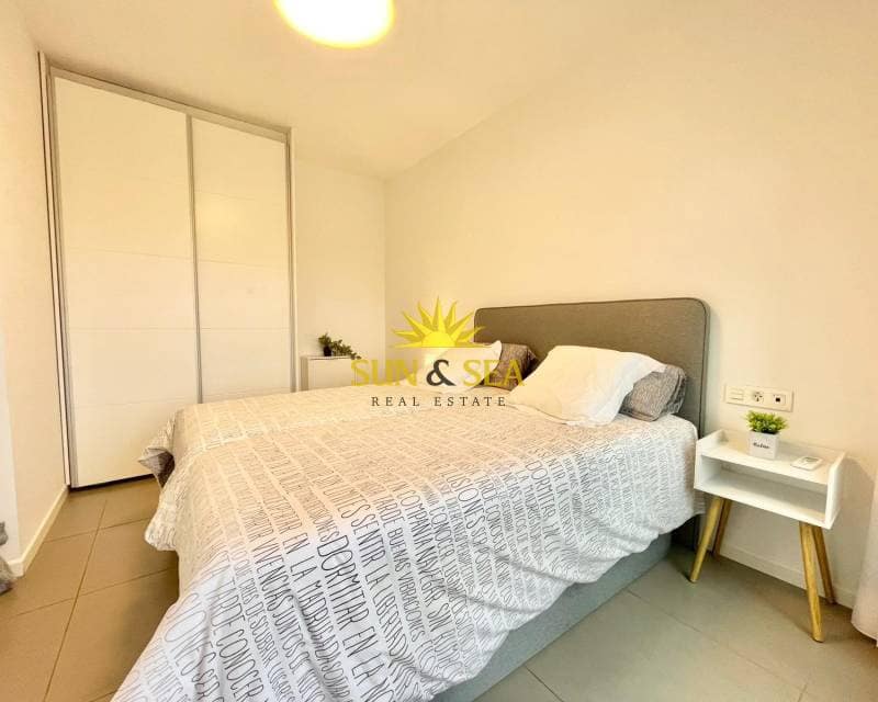 2 quarto Apartamento para arrendar em Pilar de la Horadada com piscina - 1 200 € (Ref: 9447199)