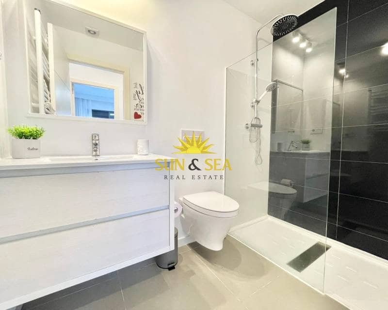 2 quarto Apartamento para arrendar em Pilar de la Horadada com piscina - 1 200 € (Ref: 9447199)