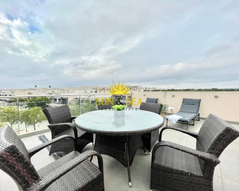 2 quarto Apartamento para arrendar em Pilar de la Horadada com piscina - 1 200 € (Ref: 9447199)