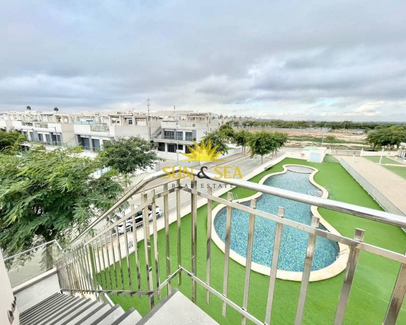 2 quarto Apartamento para arrendar em Pilar de la Horadada com piscina - 1 200 € (Ref: 9447199)