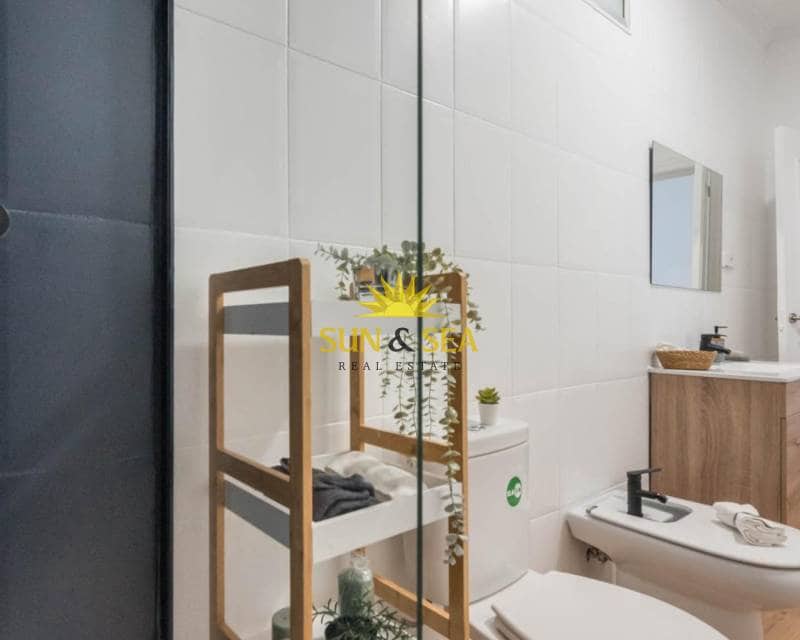 2 soveværelse Lejlighed til leje i Murcia by - € 850 (Ref: 9447296)