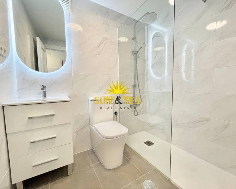 1 soveværelse Studio til leje i Torrevieja med swimmingpool - € 500 (Ref: 9448441)